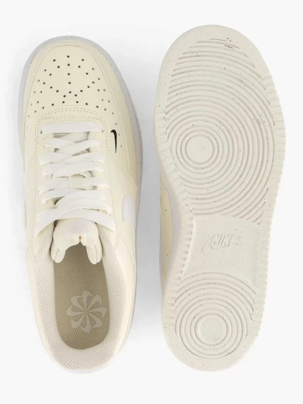 Dames Nike Beige Court Vision